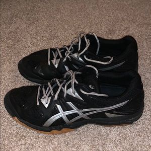 ASICS Volleyball Shoes Size 9